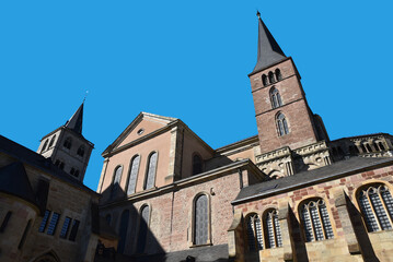 Fototapeta na wymiar Tours de la cathédrale de Trèves. Allemagne