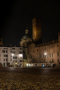 Piazza Sordello is a large square located in Mantua and dedicated to the Mantuan poet of the thirteenth century Sordello da Goito.