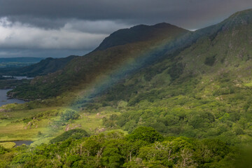Fototapeta premium Ring of Kerry - Killarny National Park - Regenbogen in den Bergen