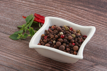 Red, black, yellow pepper mix