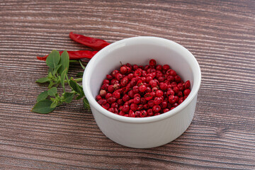 Red pepper seeds in the bowl
