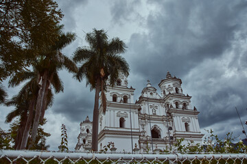 Bas&iacute;lica de Esquipulas