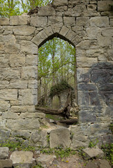 Fototapeta na wymiar Abandoned Ruined Church Window - Alberton Road Trail, Patapsco Valley State Park