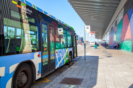 Shuttle bus in Barcelona – El Prat Airport