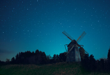 Riddargarden Windmill