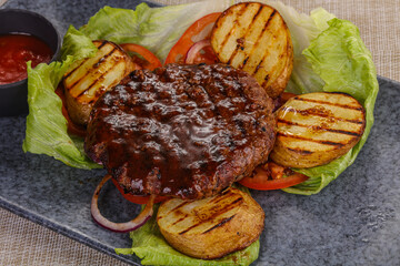 Grilled Beef cutlet with vegetables