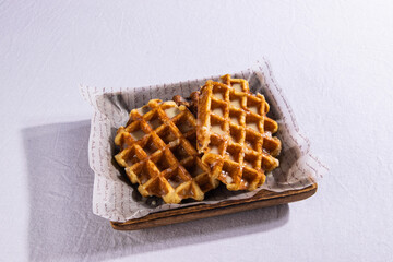 달콤하고 맛있는 슈가 와플
