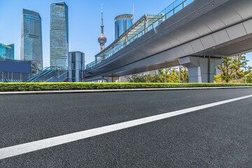 Fototapeta na wymiar empty road in Shanghai town Square.