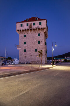 Hotel Marinska Kula at night in Marina, Croatia