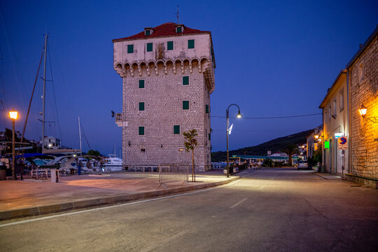 Empty footpath in front of hotel Marinska Kula, Marina, Croatia
