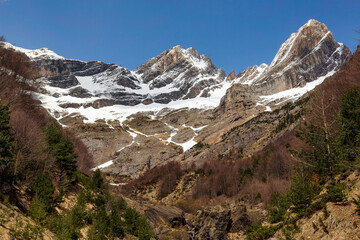 Pico Pineta y punta de Garien
