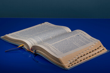 biblia bible © Robert