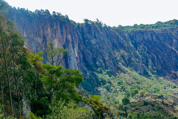 Fototapeta premium Scenic view of Torok Falls in Elgeyo Marakwet County, Kenya