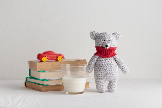 Crochet Knitting Cute Teddy Bear With Books And A Toy