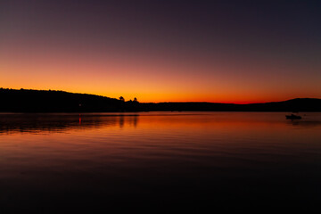 Fototapeta na wymiar Sunset over Lake Winnipesaukee