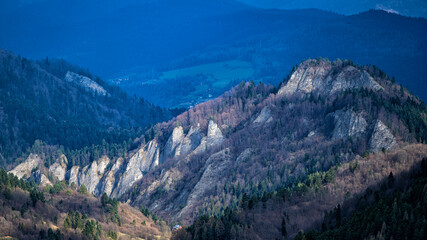 Fototapeta na wymiar Typical landscape of the Pieniny National Park, Slovakia/Poland.