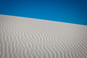 Fototapeta na wymiar Over the Dune