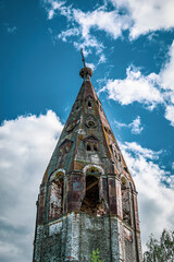 Fototapeta premium the interior of an abandoned church
