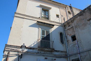 Fototapeta na wymiar ancient flat buildings in syracusa in sicily (italy)