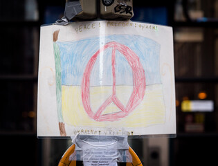 Kinderzeichnung: Frieden in der Ukraine