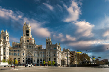 Fototapeta na wymiar Cibeles Palace and fountain in Madrid, Spain.