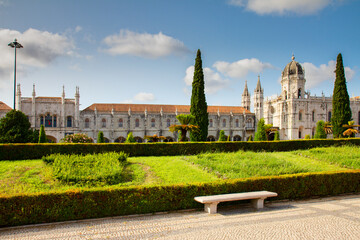 Fototapeta premium Mosteiro dos Jeronimos in Lisbon, Portugal