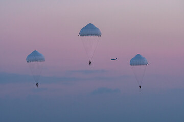 Landing of paratroopers from the plane, exercises of the Polish army