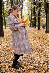 autumn pregnant woman