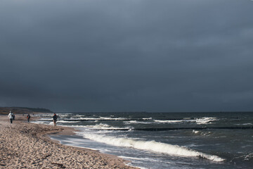 Grauer Himmel Ostsee