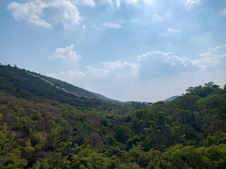 Naklejka premium clouds over the mountains