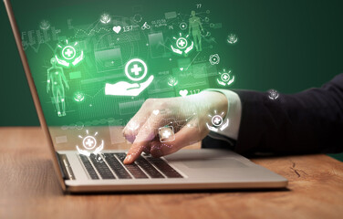 hand browsing on the internet for medical issues