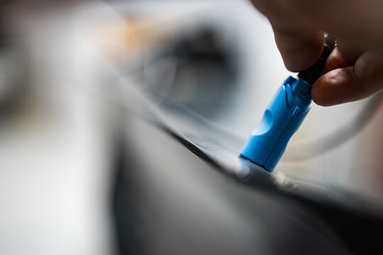 paint sensor - measuring the paint cover - industry - automotive - quality control