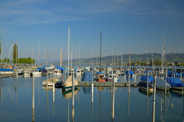Fototapeta na wymiar Die Marina von Arbon am Bodensee in der der Schweiz.