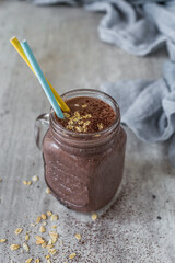 Chocolate and oat breakfast smoothie