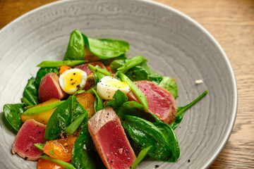Carpaccio with eggs