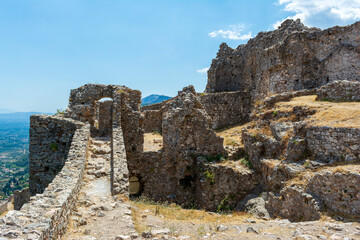 Fototapeta na wymiar Stone ruins buildings at mystras town, Peloponnese, Greece