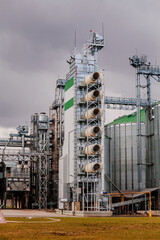 Modern agricultural grain drying complex and silos