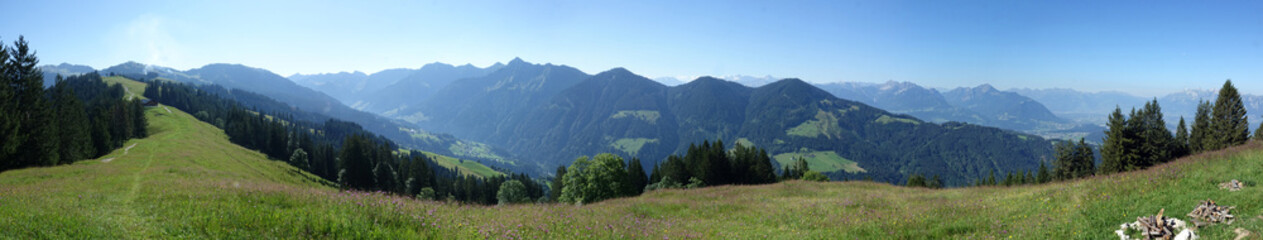 Panorama vom Alpwegkopf in Vorarlberg