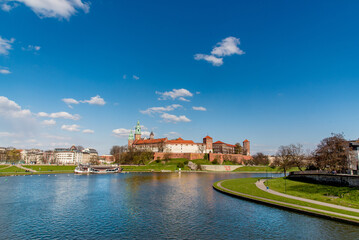 Fototapeta na wymiar Wawel Castle, famous landmark in Krakow Poland. 