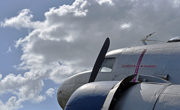Vintage DC-3 Plane looking up into the skies