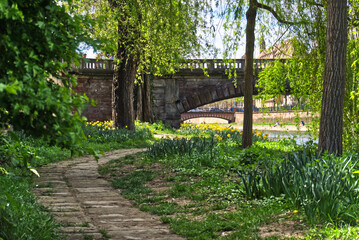 Green route around Strasbourg on the river
