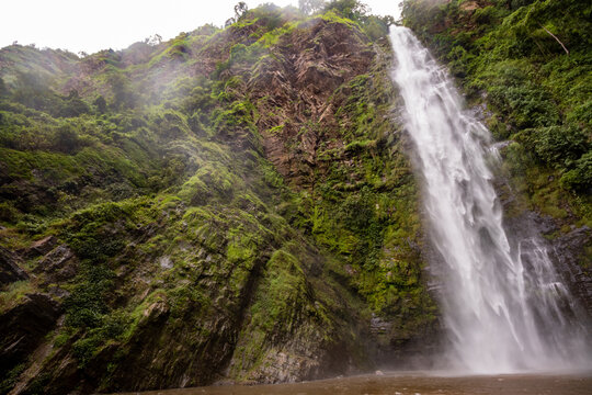 Ghana, Wli Waterfall