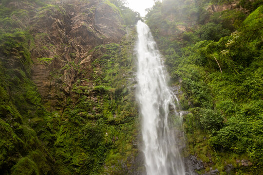Ghana, Wli Waterfall