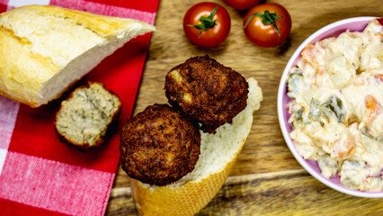 meat balls and bread