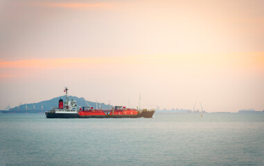 Fototapeta premium transport natural gas by ship