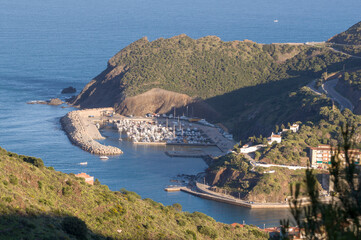 Obraz premium Puerto, Portbou, Gerona, Costa Brava, pueblo costero, Cataluña, España