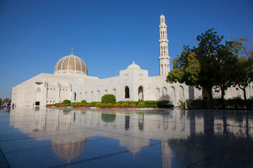 Fototapeta na wymiar Muscat,Oman - April 24,2022 : View on Sultan Qaboos grand mosque architecture in Muscat.
