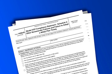 Obraz premium Form 14568-B documentation published IRS USA 06.28.2018. American tax document on colored