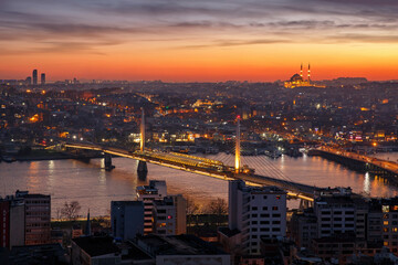 Fototapeta na wymiar Sunset over Istanbul landscape.