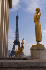 Fototapeta na wymiar la tour Eiffel vue du trocadéro